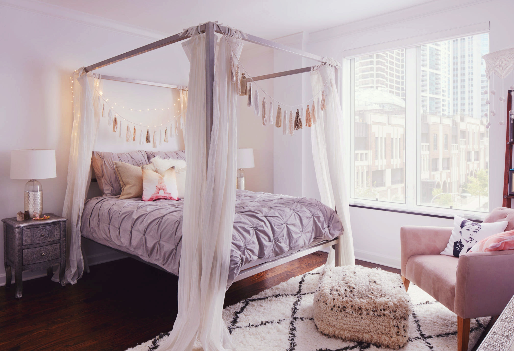 ... feather decor bohemian condo girly feminine bedroom shop-room-ideas