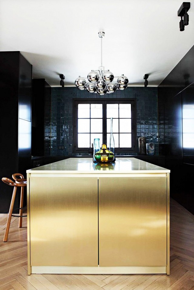 what's hot: 8 beautiful gold brass and hammered metal kitchens