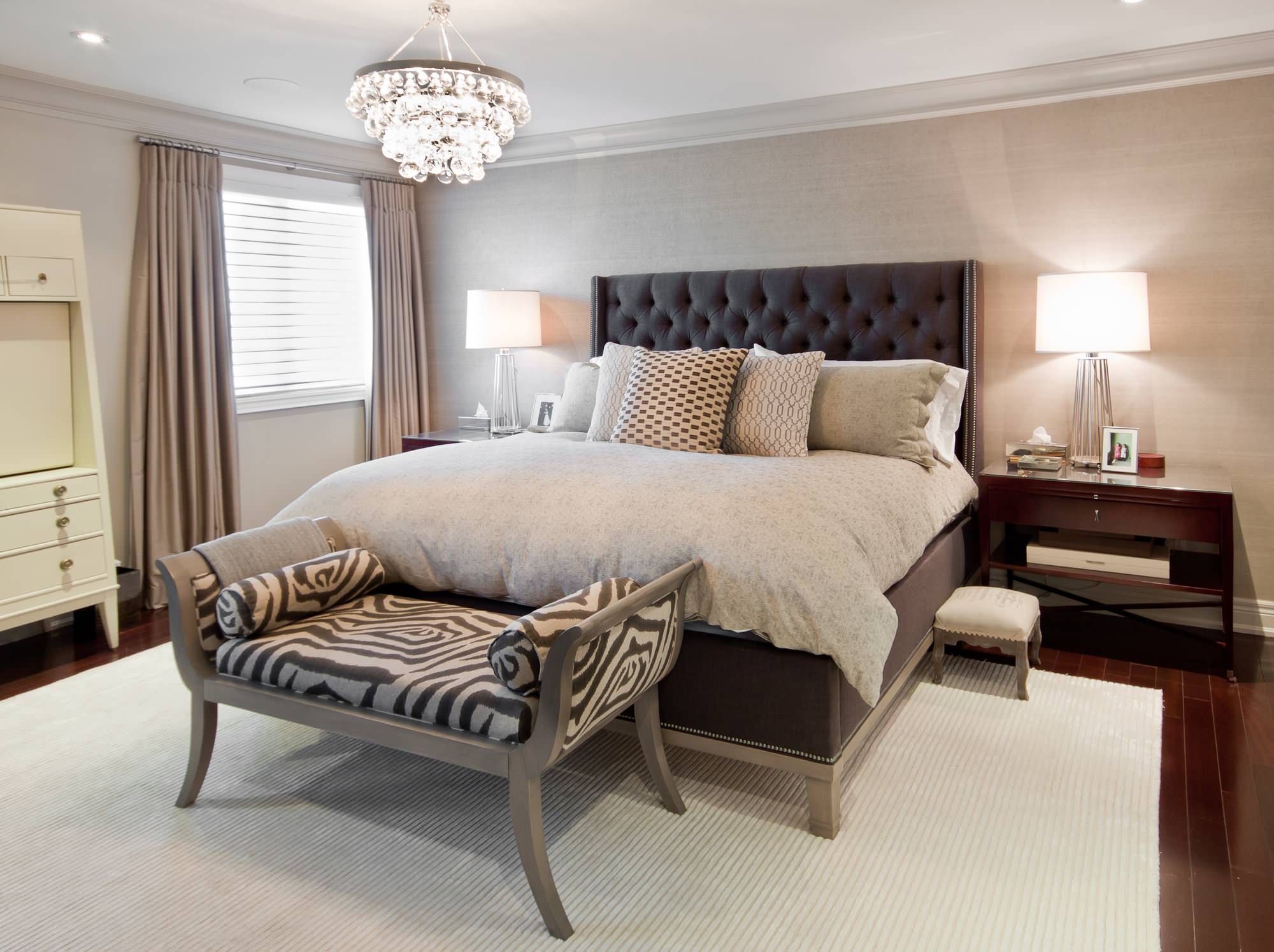 Cozy Luxury Luxurious Master Bedroom Large Space Chandelier